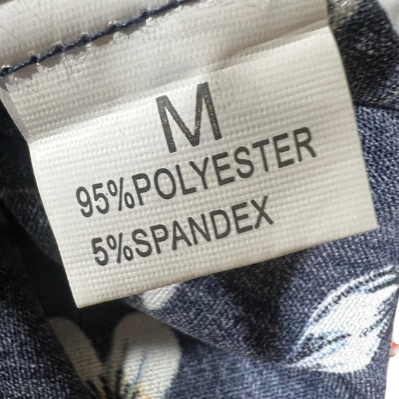 Lot of 3 Women's S - M Patterned long sleeve Blouse bird flowers - Picture 16 of 16